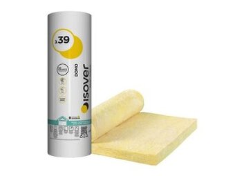 Zostatok vaty zo stavby