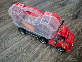 Predám nákladné auto s náradím.