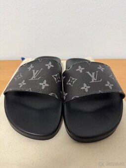 Šľapky Louis Vuitton - Black