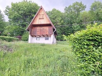PREDAJ-Pozemok vhodný na výstavbu s chatkou-KALUŽA