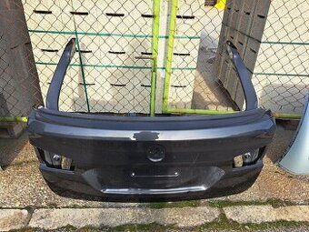 BMW 5 F11 - zadné piate dvere/kufor
