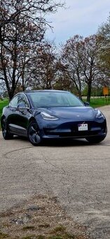 Tesla 3 SR+ 3/2020