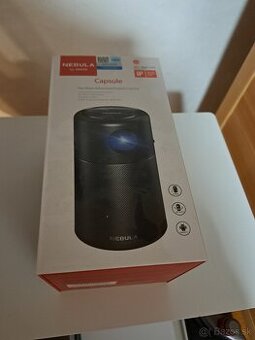 Anker Nebula M1 projektor