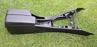 Predam stredovy panel na BMW