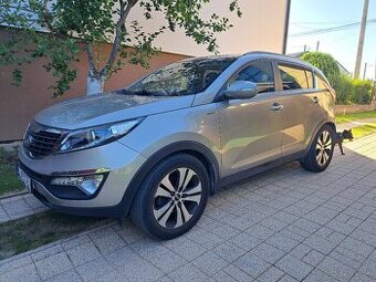 Predám KIA Sportage, 2.0 d, AWD, automat
