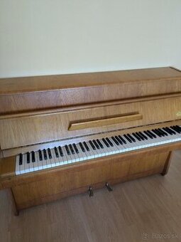 Klavir Petrof - 1