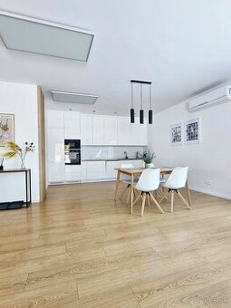 Moderný loft s terasou v centre mesta Prievidza - 1