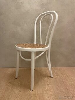 Thonet stolička