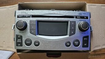 OEM rádio z Toyota Verso 2011