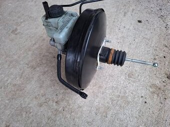 Posilovač brzd VW Passat B6 2.0 TDI