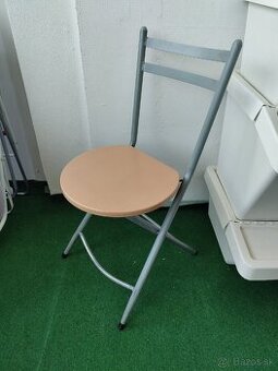 4x rozkladacia kuchynská stolička