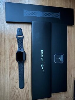 Apple Watch 6 44mm Nike edícia