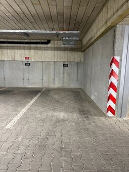 Garážové parkovacie miesto v bytovom dome 2 DUBY