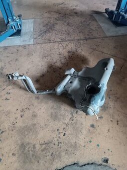 Palivová nádrž Octavia 1 benzín