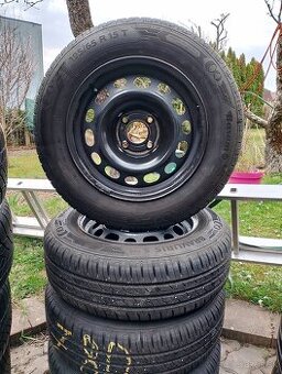 Plechové disky Renault R15 s letnými pneu