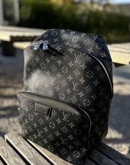 Sedo-cierny ruksak Louis Vuitton