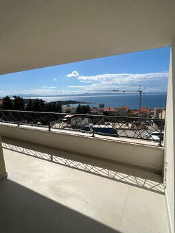 4 izb. Chorvátsko, Makarska, 122m2, terasa, p.2/3, 2x parkin