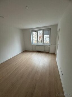 PREDAJ Hospodárska Trnava - 2 izbový byt s balkónom