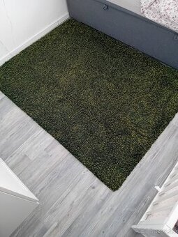 Ikea koberec zeleny dlhy vlas 133×180 cm