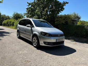 Volkswagen Touran 2.0 TDI Highline DSG