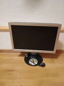 LCD Monitor Belinea 19"