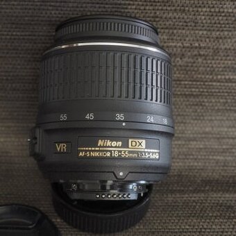 Nikon DX AF-S Nikkor 18-55mm