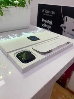 Apple Watch SE (3. generácia) 44 mm – dobrý stav