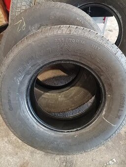 Predám zimné 255/70r16