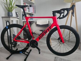 Bicykel Giant Propel Advanced Pro 1 Phoenix Fire 2024 L