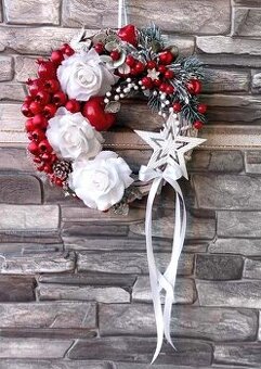 Krásny vianočný veniec priemer 30cm - nový