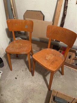 Darujem dve stolicky