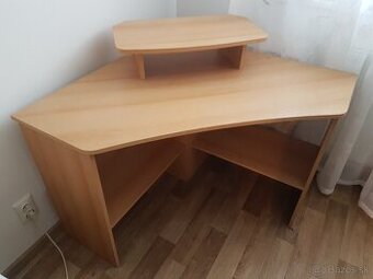 Darujem pracovný stôl