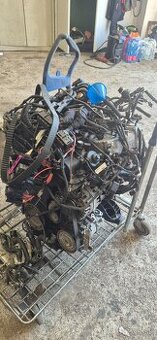 Predám motor cnha 140 kw