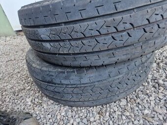 Predam pneu 215/70 r15c