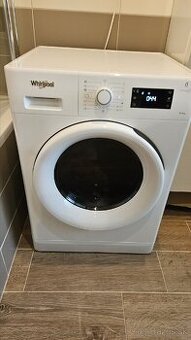 Pracka so susickou Whirlpool
