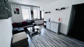 Prenájom zariadený 1-izbový byt, Nová Dubnica