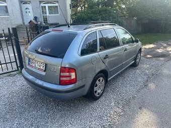 Predam skoda fabia combi 1.4 16v 2006