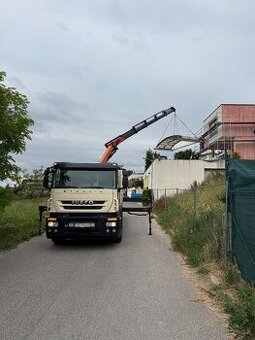 Autodoprava s hydraulickou rukou - dosah 25m