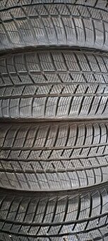 Predám 4ks skoro nové zimné 185/60r15-84T Barum
