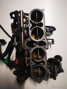 Vstrekovacia rampa yamaha r1