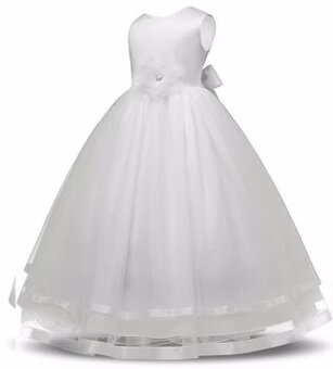 Šaty prijimanie svadba oslava slavnostne NOVE