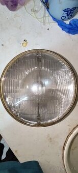 Predné svetlo a kryt pre Škodu 105