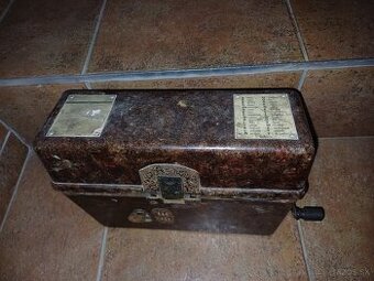 Predám nemecký poľný telefón wehrmacht luftwaffe