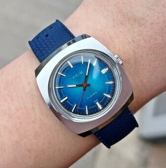 Československé mechanické vintage retro hodinky PRIM Modré z