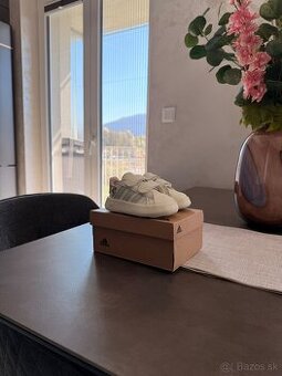 Chlapčenské tenisky ADIDAS