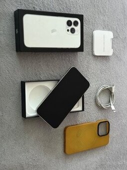 Predám Apple iPhone 13 PRO 256GB Silver Minimálne známky