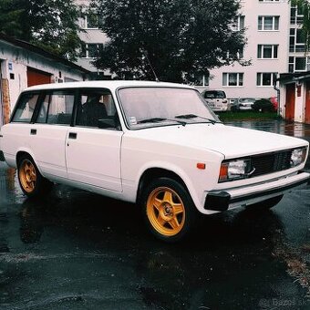 Lada 2104