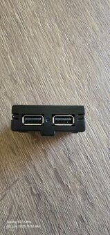 USB konektor Škoda 5Q0 035 726L - 1