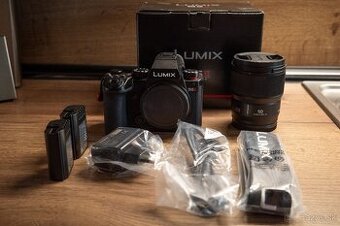 Panasonic lumix S5 mark II + 50mm F1.8