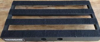 Predám nosič gitarových krabičiek Rockboard